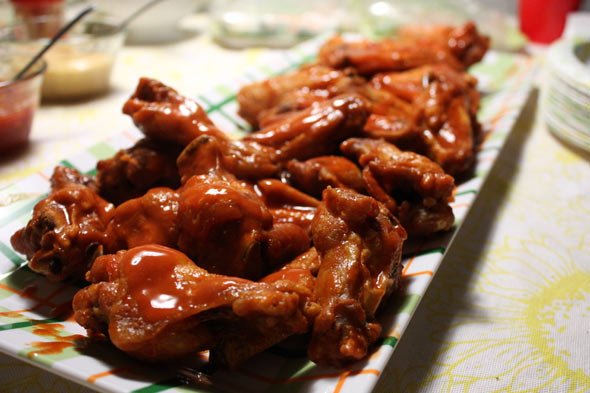 wings-football-party-food-590
