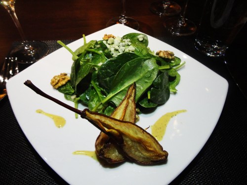 Organic Baby Spinach & Caramelized Pears with toasted walnuts, and gorgonzola
