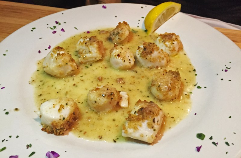 Hello friends, meet these life altering scallops. 